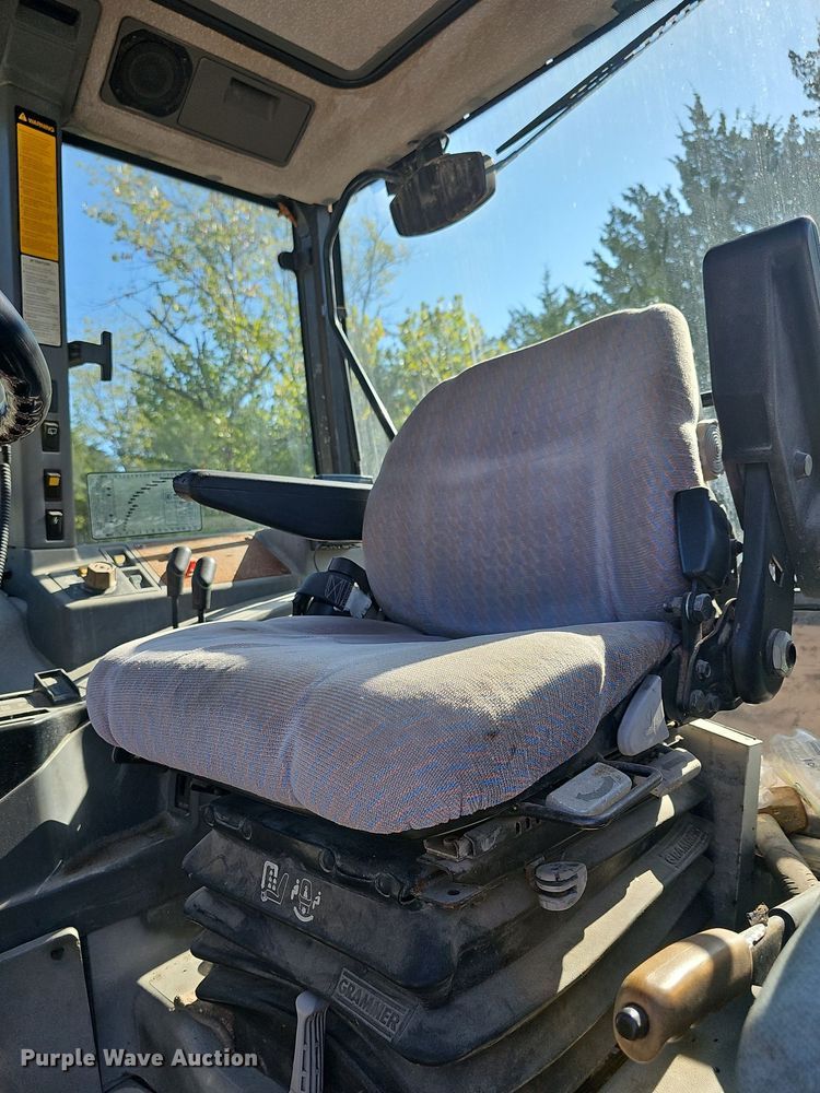 image for item DR5767 1994 Ford 7740 Powerstar SLE Tiger Special  tractor