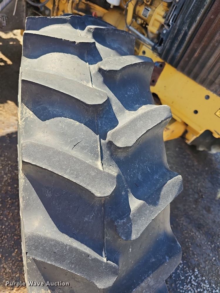 image for item DR5767 1994 Ford 7740 Powerstar SLE Tiger Special  tractor