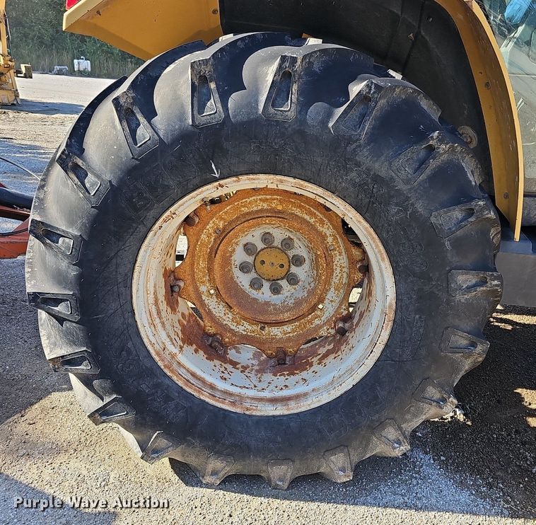 image for item DR5767 1994 Ford 7740 Powerstar SLE Tiger Special  tractor