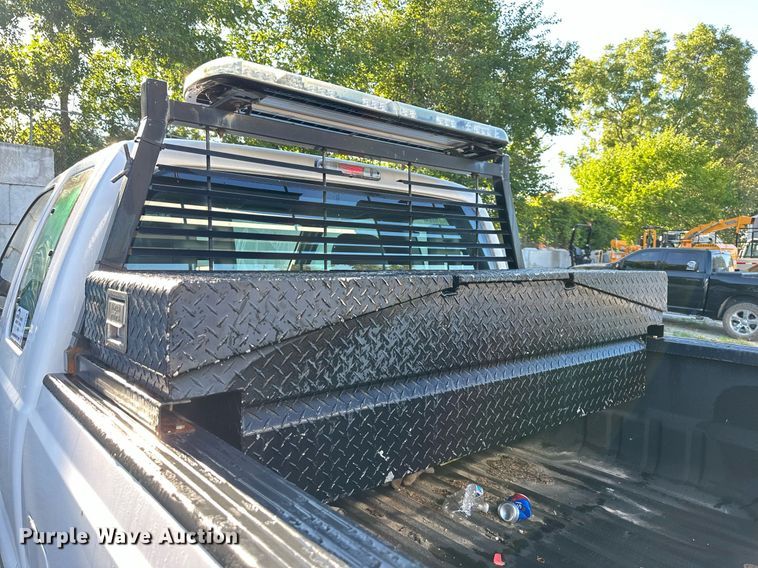 image for item DS2229 2016 Ford F350 Super Duty  SuperCab pickup truck