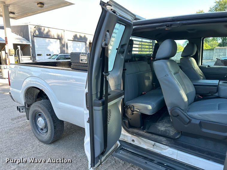 image for item DS2229 2016 Ford F350 Super Duty  SuperCab pickup truck