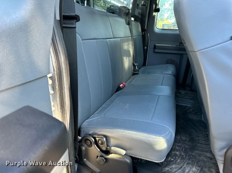 image for item DS2229 2016 Ford F350 Super Duty  SuperCab pickup truck