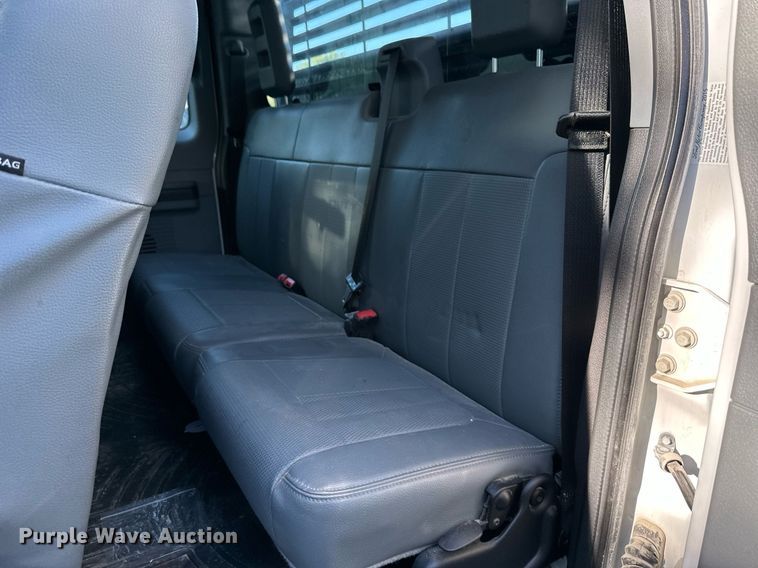 image for item DS2229 2016 Ford F350 Super Duty  SuperCab pickup truck