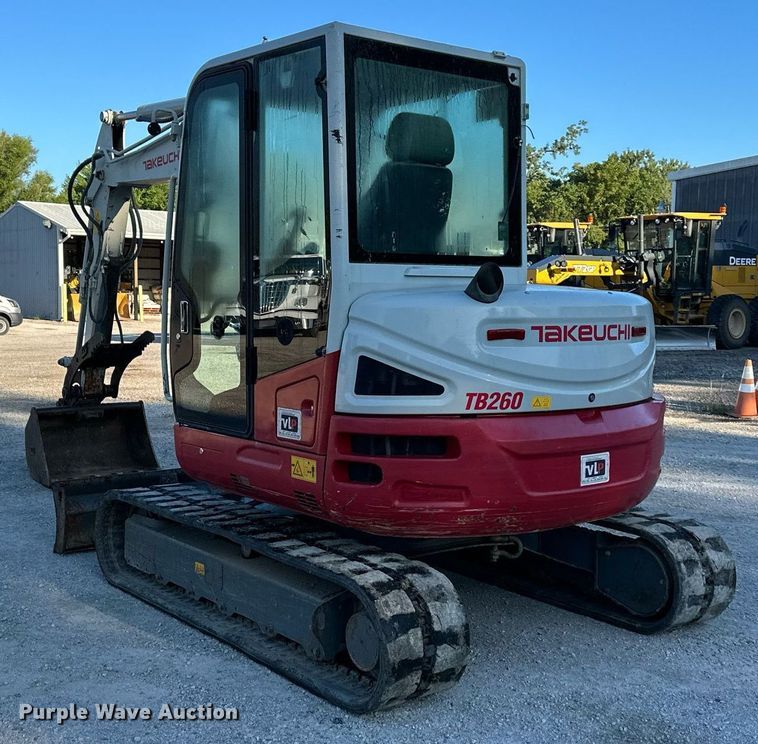image for item DS2230 2016 Takeuchi TB260  mini excavator
