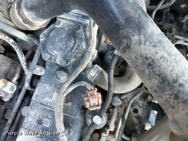 image for item DS2230 2016 Takeuchi TB260  mini excavator