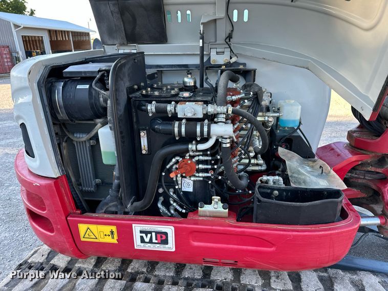 image for item DS2230 2016 Takeuchi TB260  mini excavator