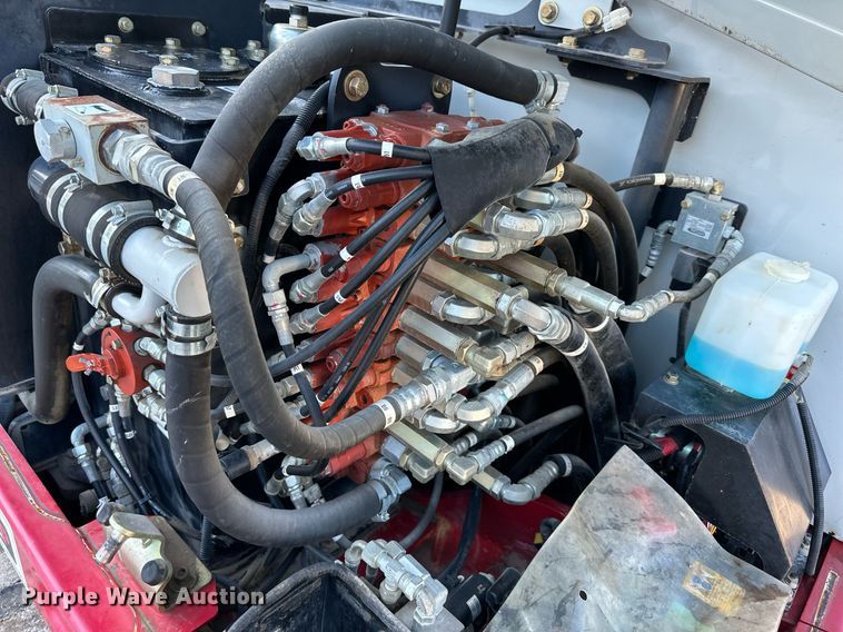 image for item DS2230 2016 Takeuchi TB260  mini excavator