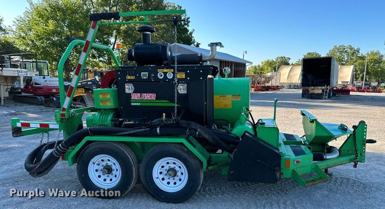 image for item DS2231 2018 Total Patcher Vortex  pot hole patcher