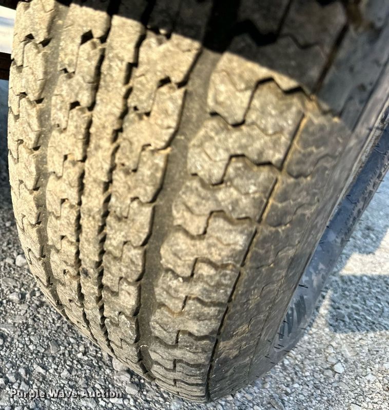 image for item DS2232 Sullair 185DPQ-JD  air compressor