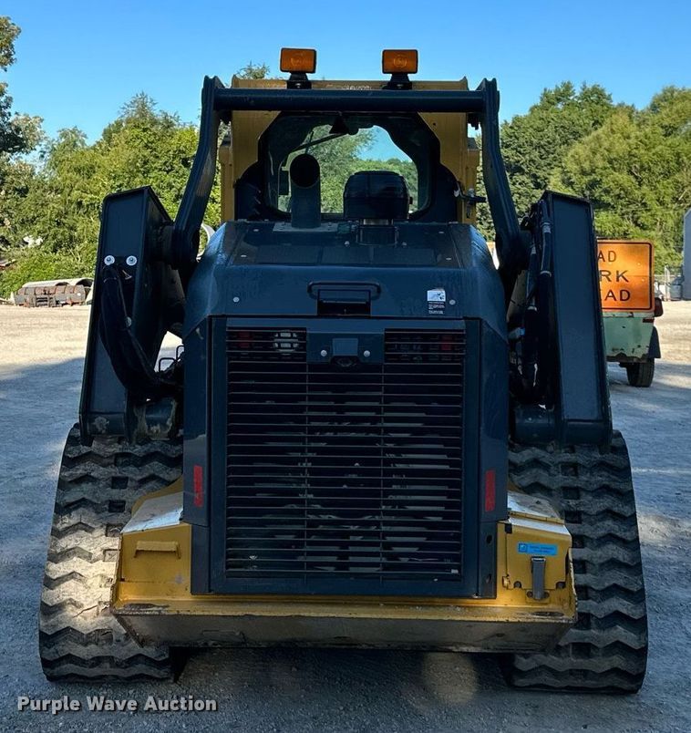 image for item DS2233 2017 John Deere 331G  tracked skid steer loader