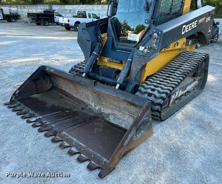 image for item DS2233 2017 John Deere 331G  tracked skid steer loader