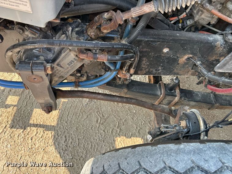 image for item DS2295 2014 Freightliner 114SD  dump truck