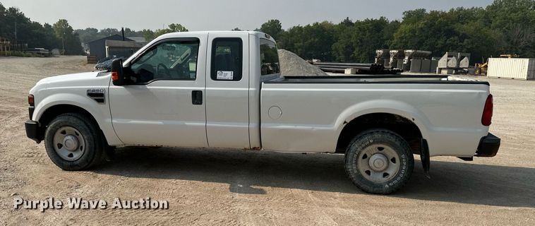 image for item DS2296 2009 Ford F250 Super Duty XL  SuperCab pickup truck