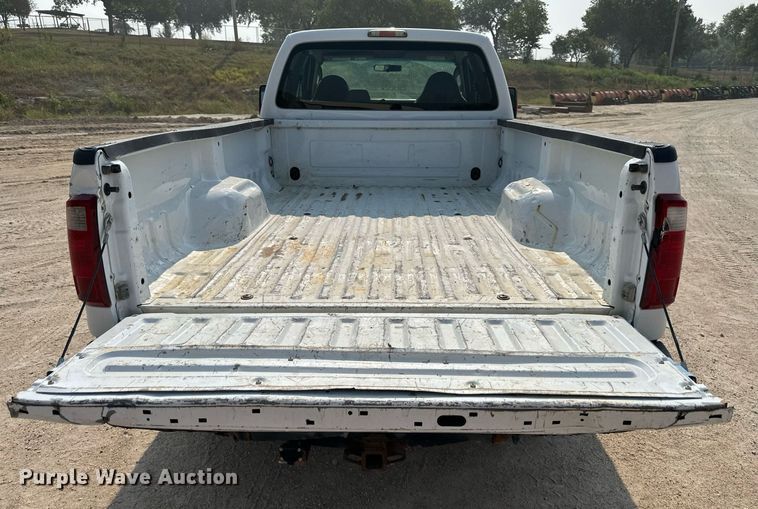 image for item DS2296 2009 Ford F250 Super Duty XL  SuperCab pickup truck