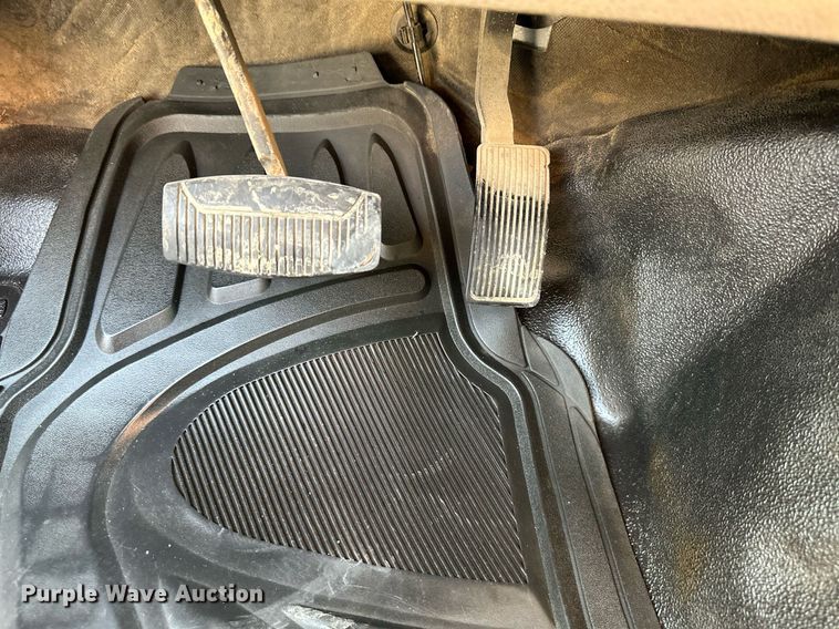 image for item DS2296 2009 Ford F250 Super Duty XL  SuperCab pickup truck