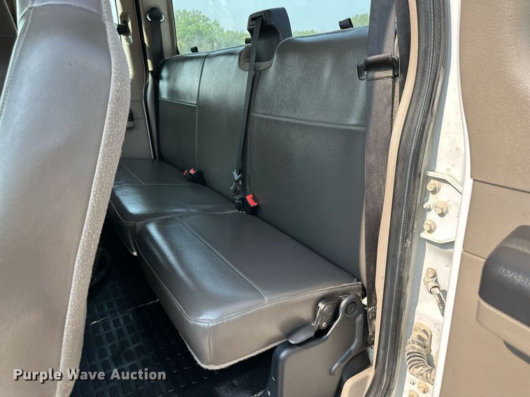 image for item DS2296 2009 Ford F250 Super Duty XL  SuperCab pickup truck