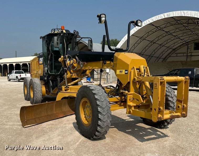 image for item DS2298 2012 Caterpillar 120M2  motor grader