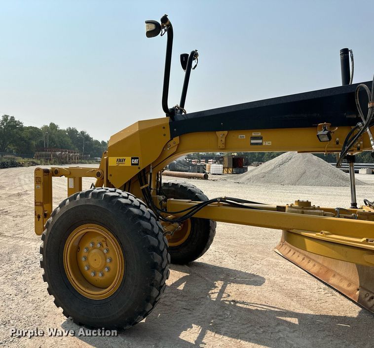 image for item DS2298 2012 Caterpillar 120M2  motor grader