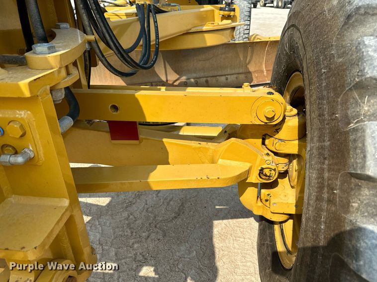 image for item DS2298 2012 Caterpillar 120M2  motor grader