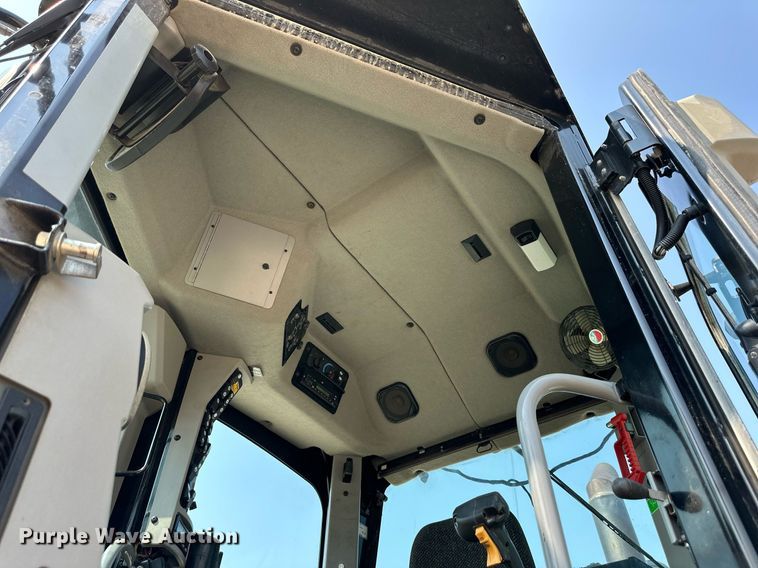 image for item DS2298 2012 Caterpillar 120M2  motor grader