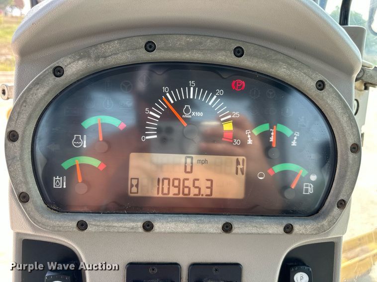 image for item DS2298 2012 Caterpillar 120M2  motor grader