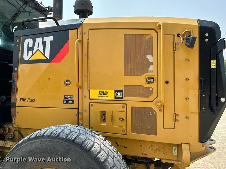 image for item DS2298 2012 Caterpillar 120M2  motor grader