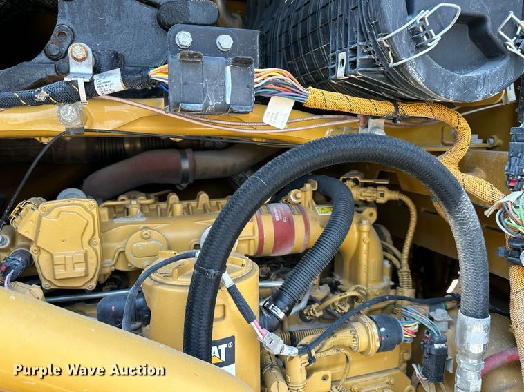 image for item DS2298 2012 Caterpillar 120M2  motor grader
