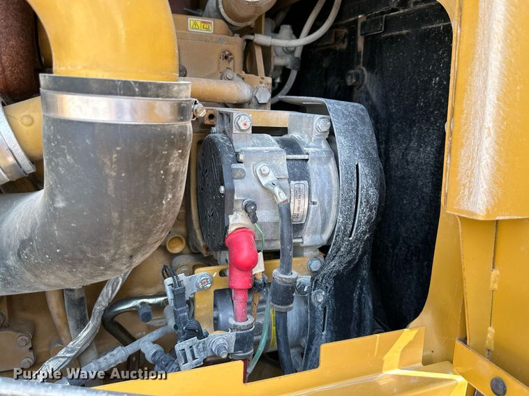 image for item DS2298 2012 Caterpillar 120M2  motor grader