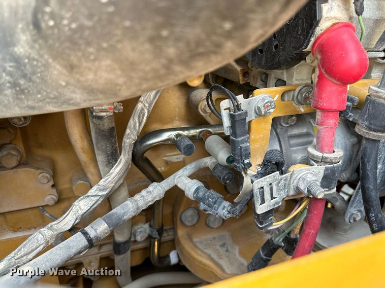 image for item DS2298 2012 Caterpillar 120M2  motor grader