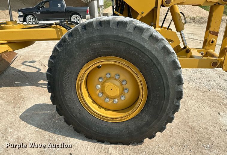 image for item DS2298 2012 Caterpillar 120M2  motor grader