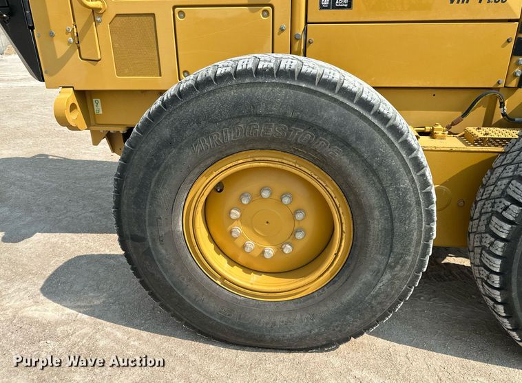 image for item DS2298 2012 Caterpillar 120M2  motor grader