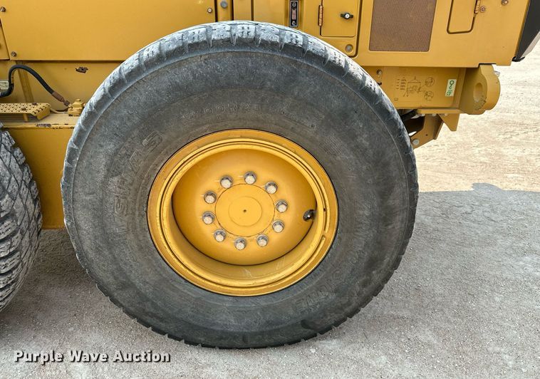 image for item DS2298 2012 Caterpillar 120M2  motor grader