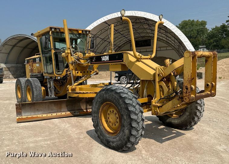 image for item DS2299 2007 Caterpillar 140H  motor grader