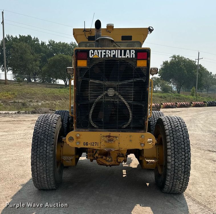 image for item DS2299 2007 Caterpillar 140H  motor grader