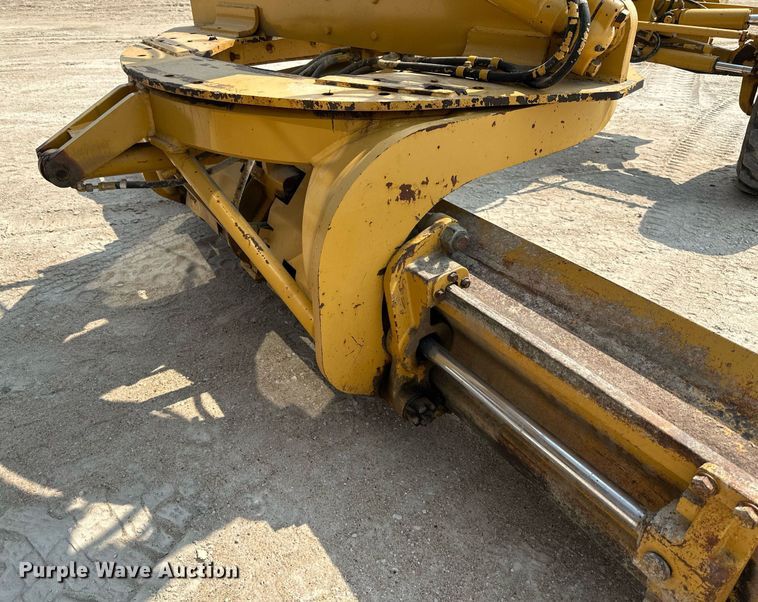 image for item DS2299 2007 Caterpillar 140H  motor grader