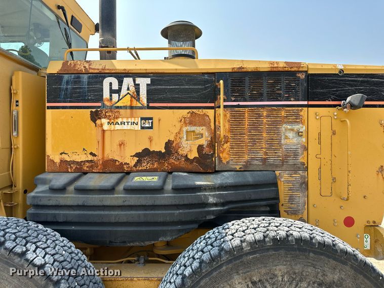 image for item DS2299 2007 Caterpillar 140H  motor grader