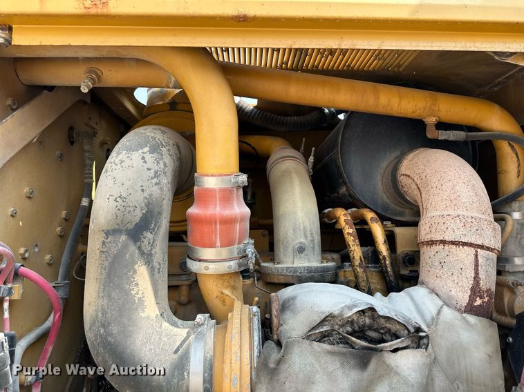 image for item DS2299 2007 Caterpillar 140H  motor grader