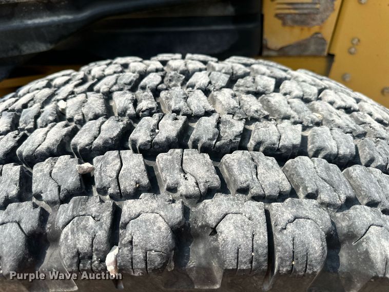 image for item DS2299 2007 Caterpillar 140H  motor grader