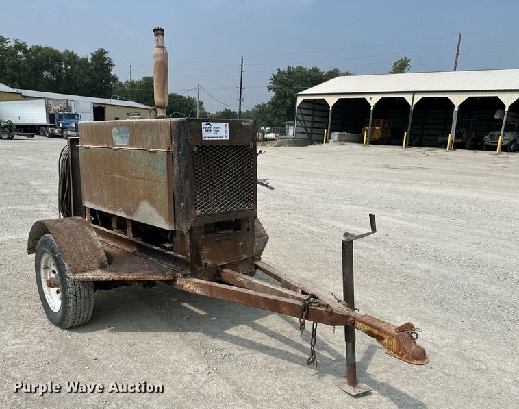 image for item DS2300 Miller Big 40  welder