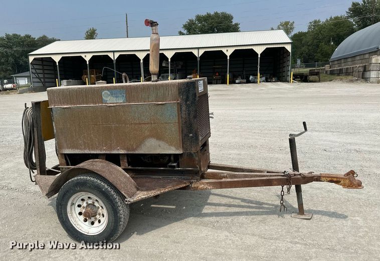 image for item DS2300 Miller Big 40  welder