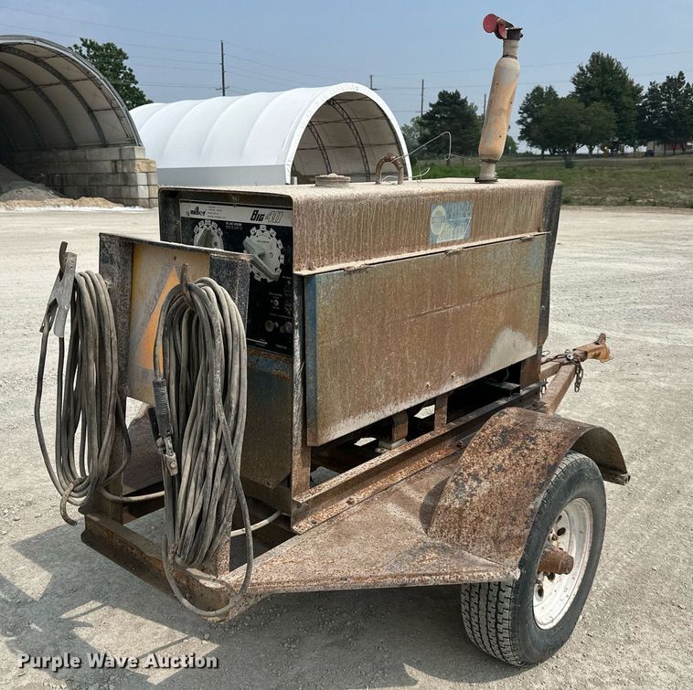image for item DS2300 Miller Big 40  welder