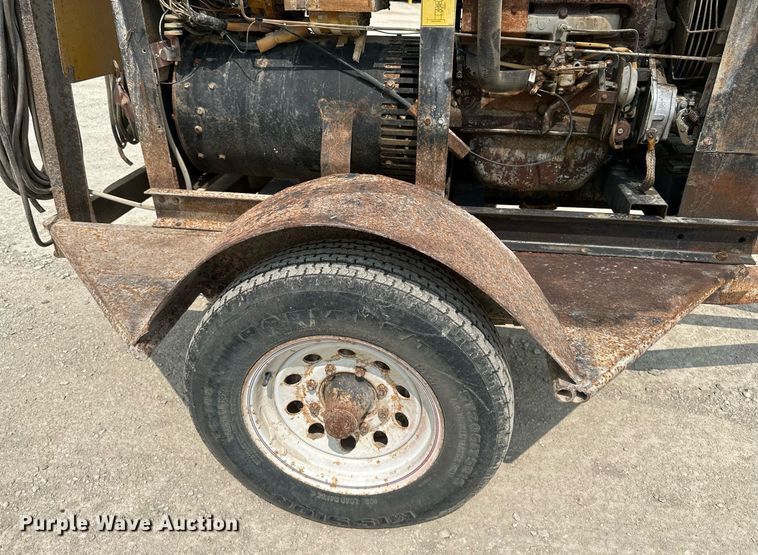 image for item DS2300 Miller Big 40  welder