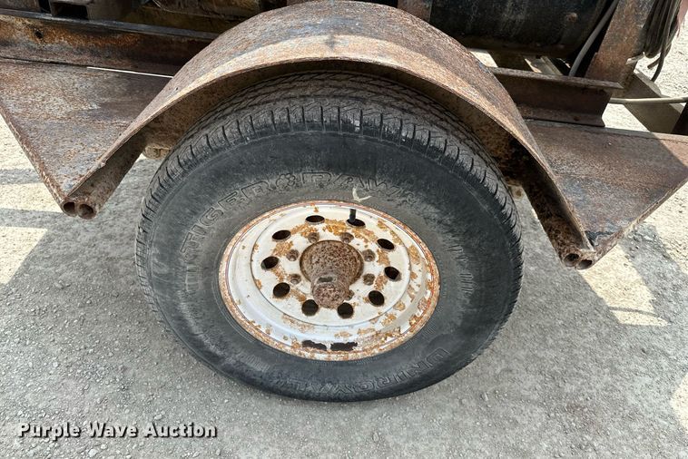 image for item DS2300 Miller Big 40  welder