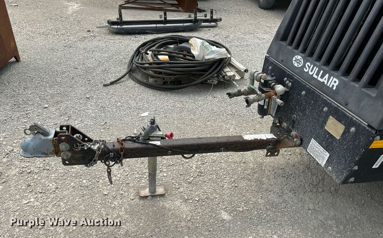 image for item DS2301 Sullair 185  air compressor