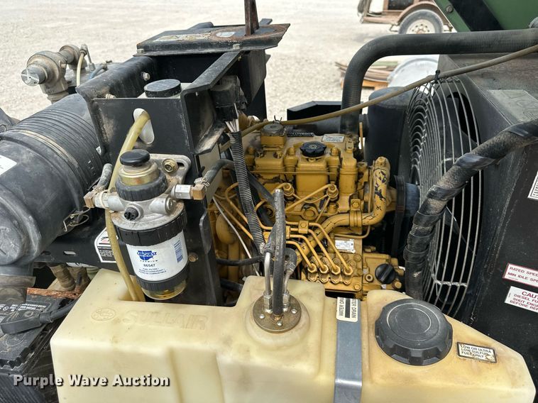 image for item DS2301 Sullair 185  air compressor