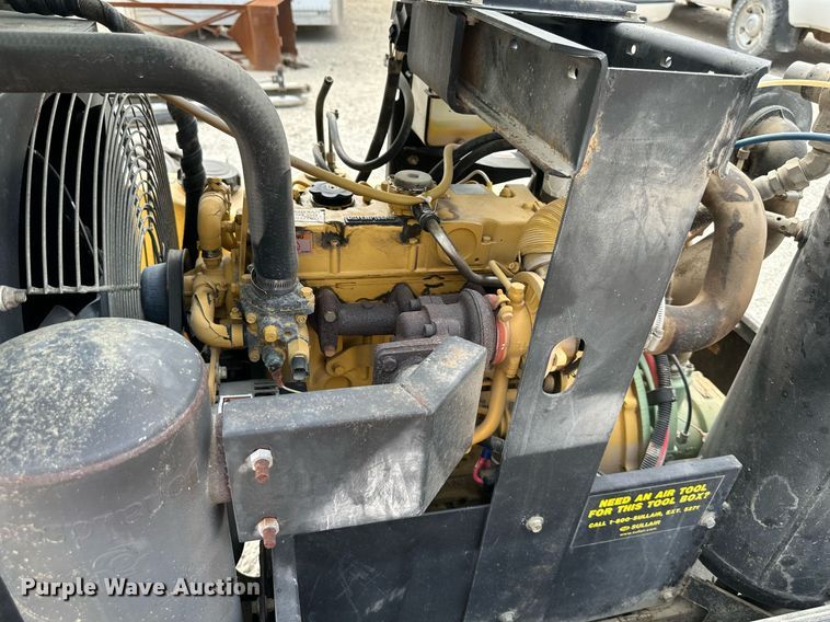 image for item DS2301 Sullair 185  air compressor