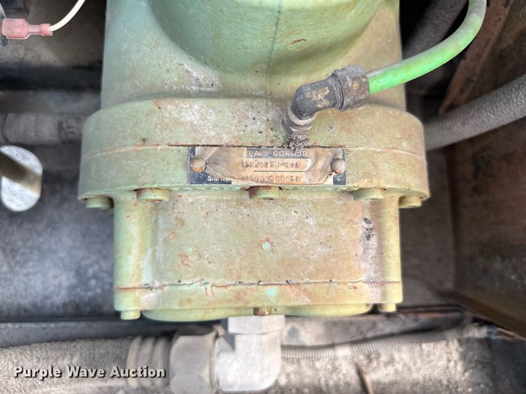 image for item DS2301 Sullair 185  air compressor