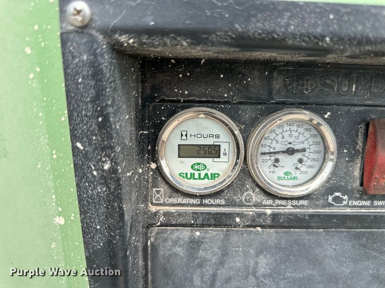 image for item DS2301 Sullair 185  air compressor