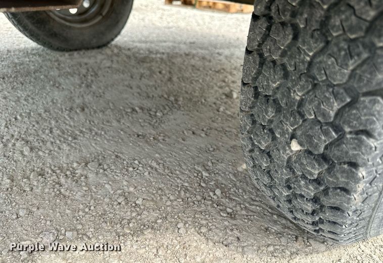 image for item DS2301 Sullair 185  air compressor