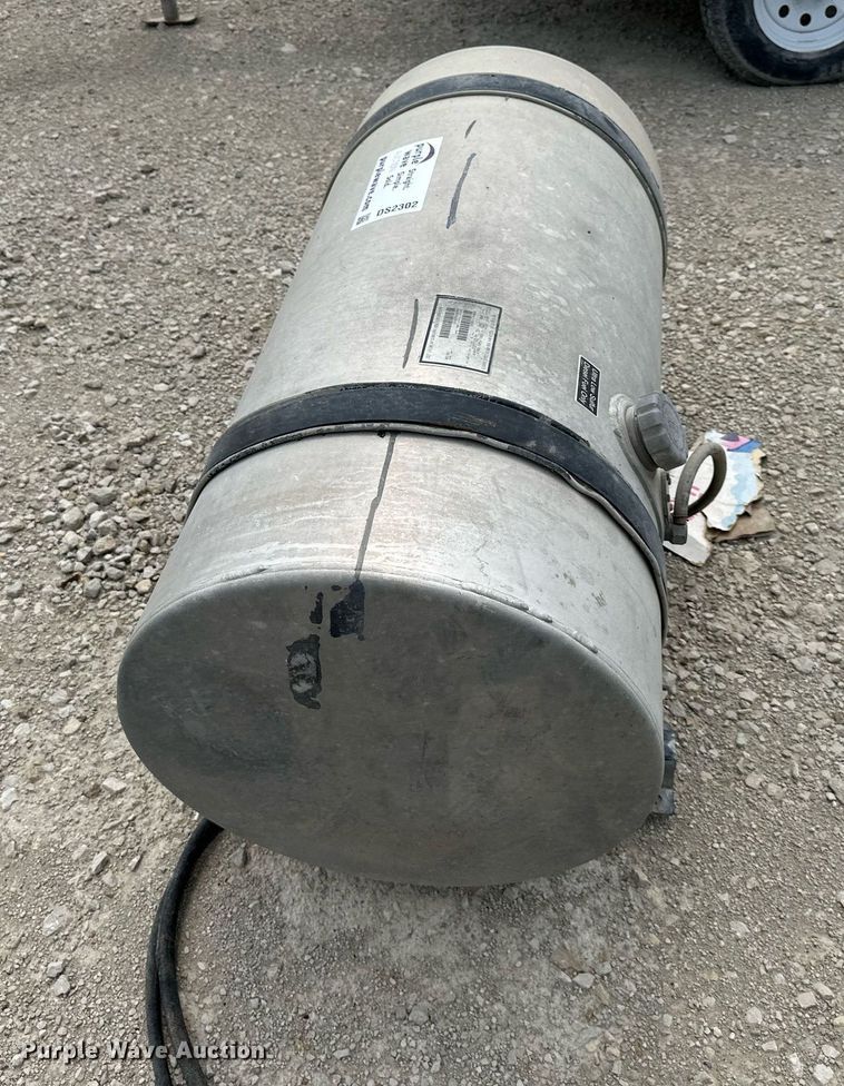 image for item DS2302 Fuel tank